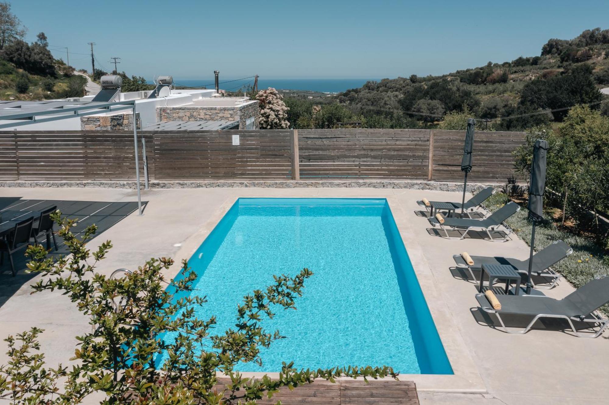 Villa Kalostous *